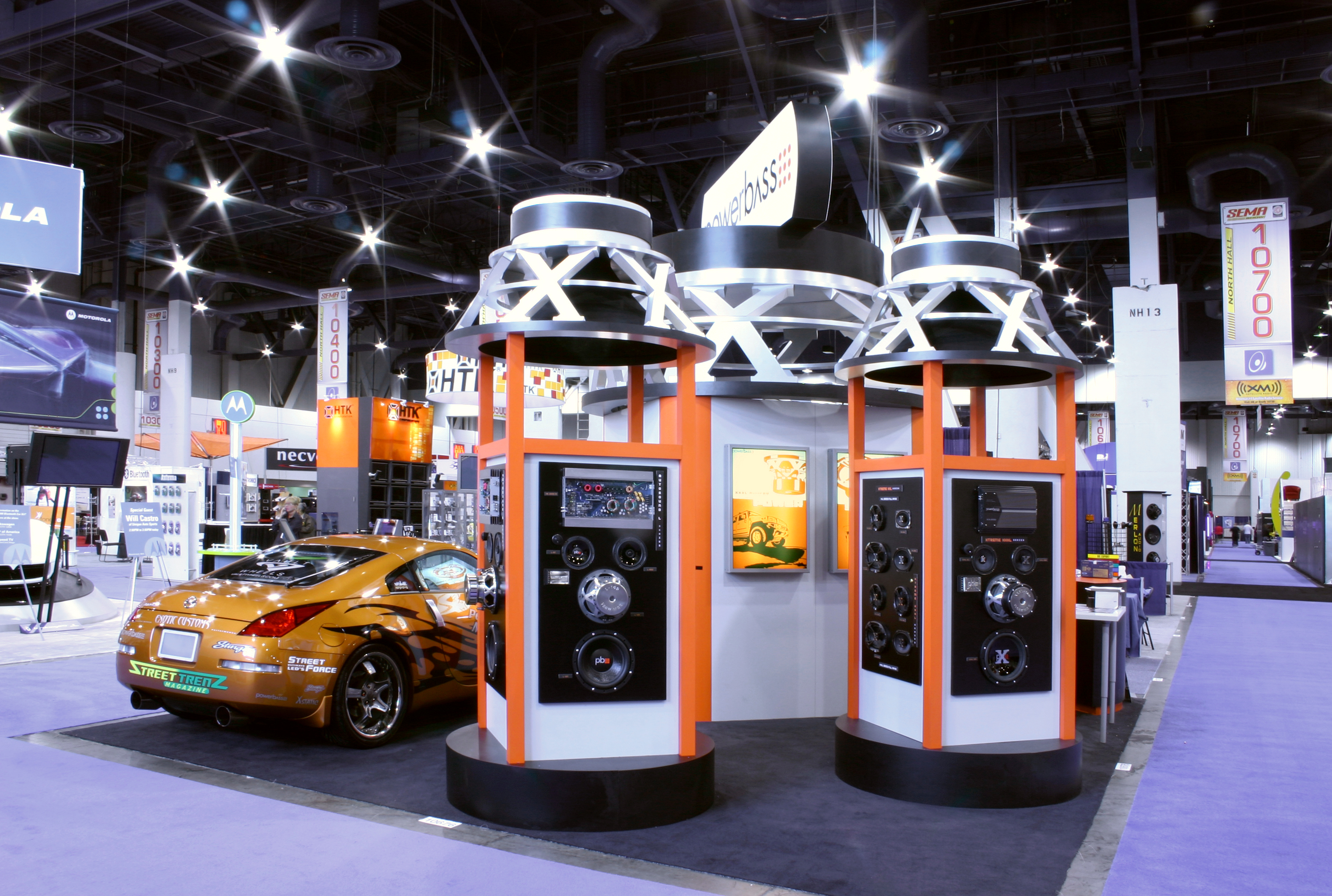 /Custom-trade-show-booth-30x30-environment-CES